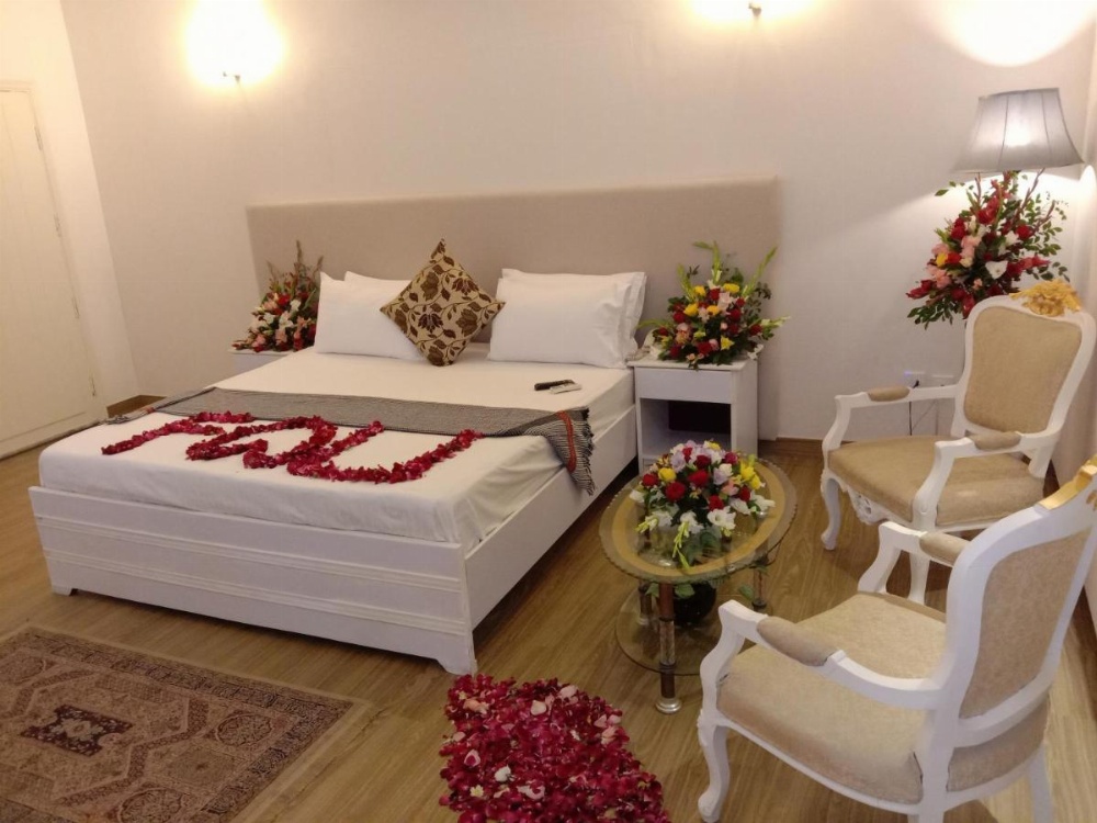 Room image 4